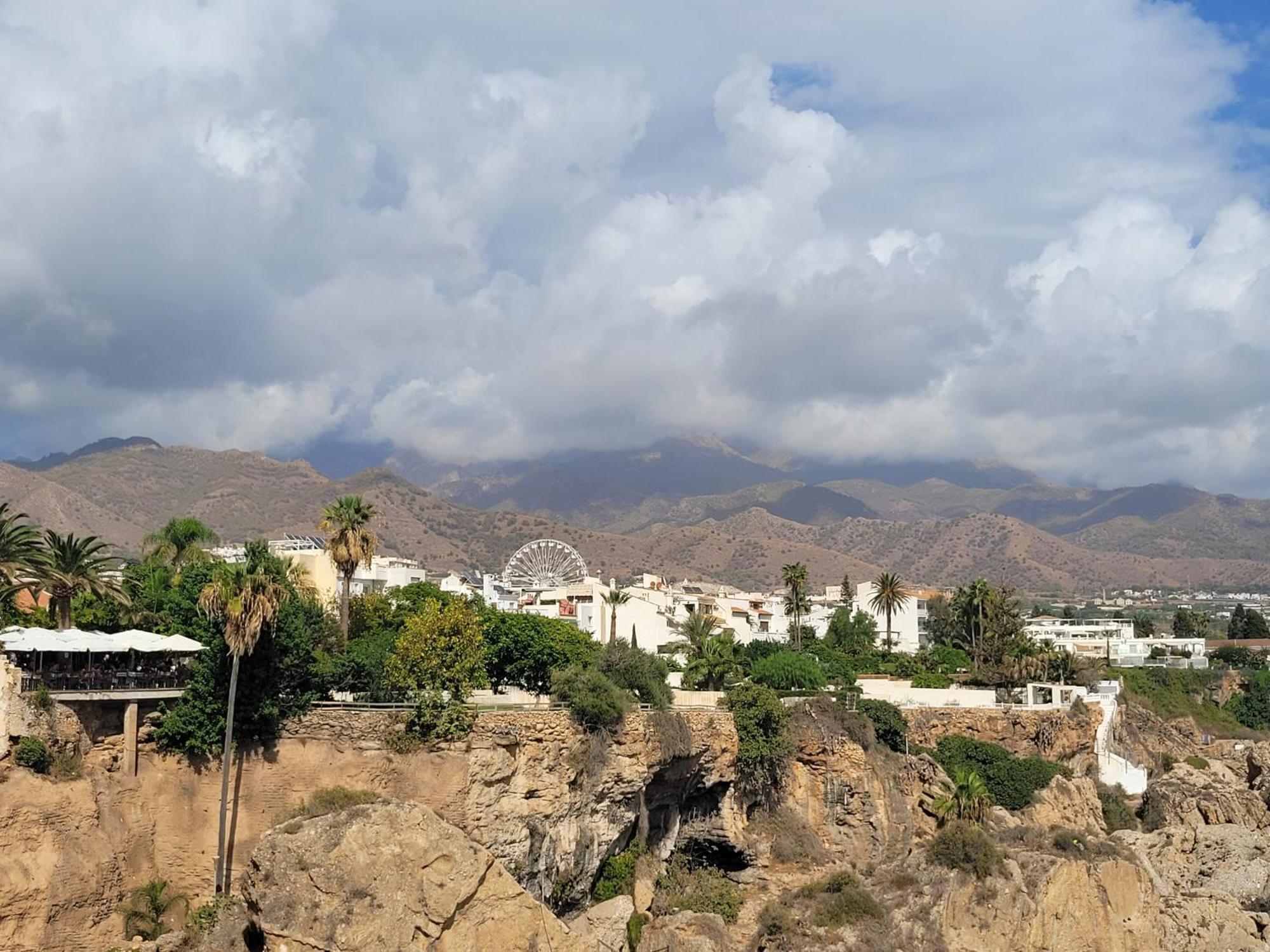 Apartamentos Nerja 2 מראה חיצוני תמונה