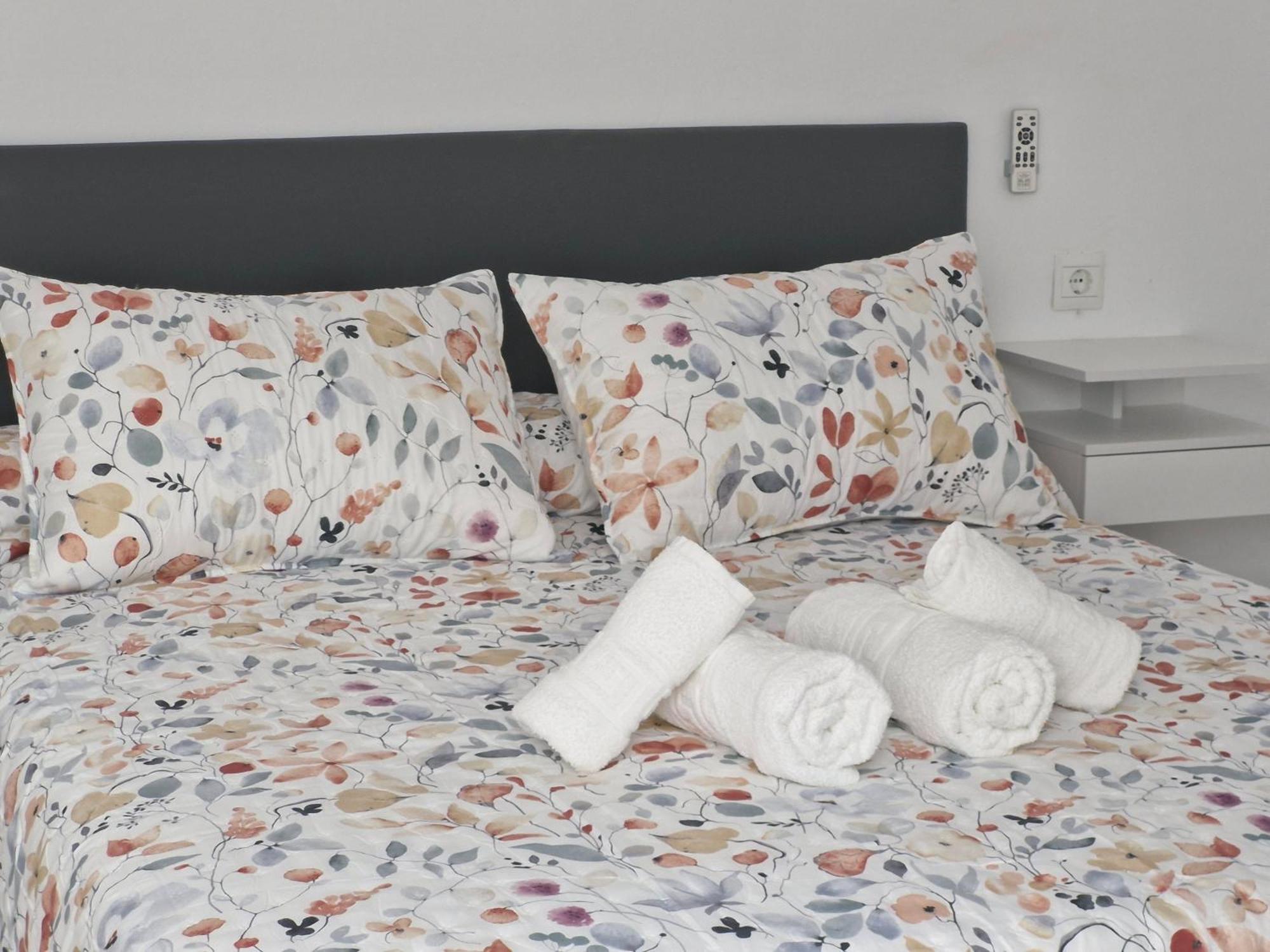 Apartamentos Nerja 2 מראה חיצוני תמונה
